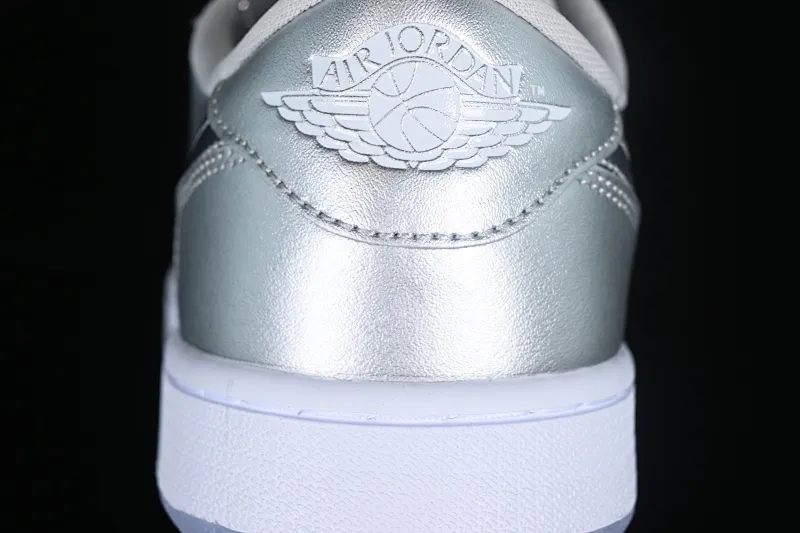 All categories Air Jordan Jordan series basketball shoes Air Jordan 1 Low G version pure original Air Jordan 1 Low Golf AJ1 Joe 1 new golf version liquid silver FD6848-001